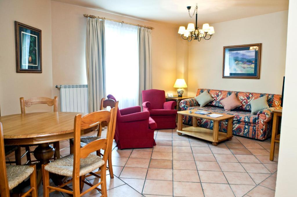 Hotel Apartamentos Trevenque Sierra Nevada Habitación foto